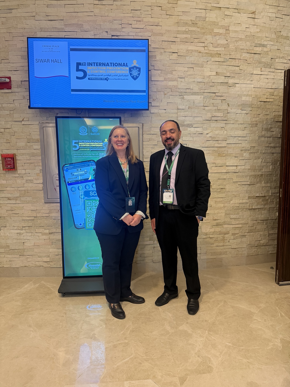 Dr. Mohamed Salama with a colleague at the 5th International IPC Conference